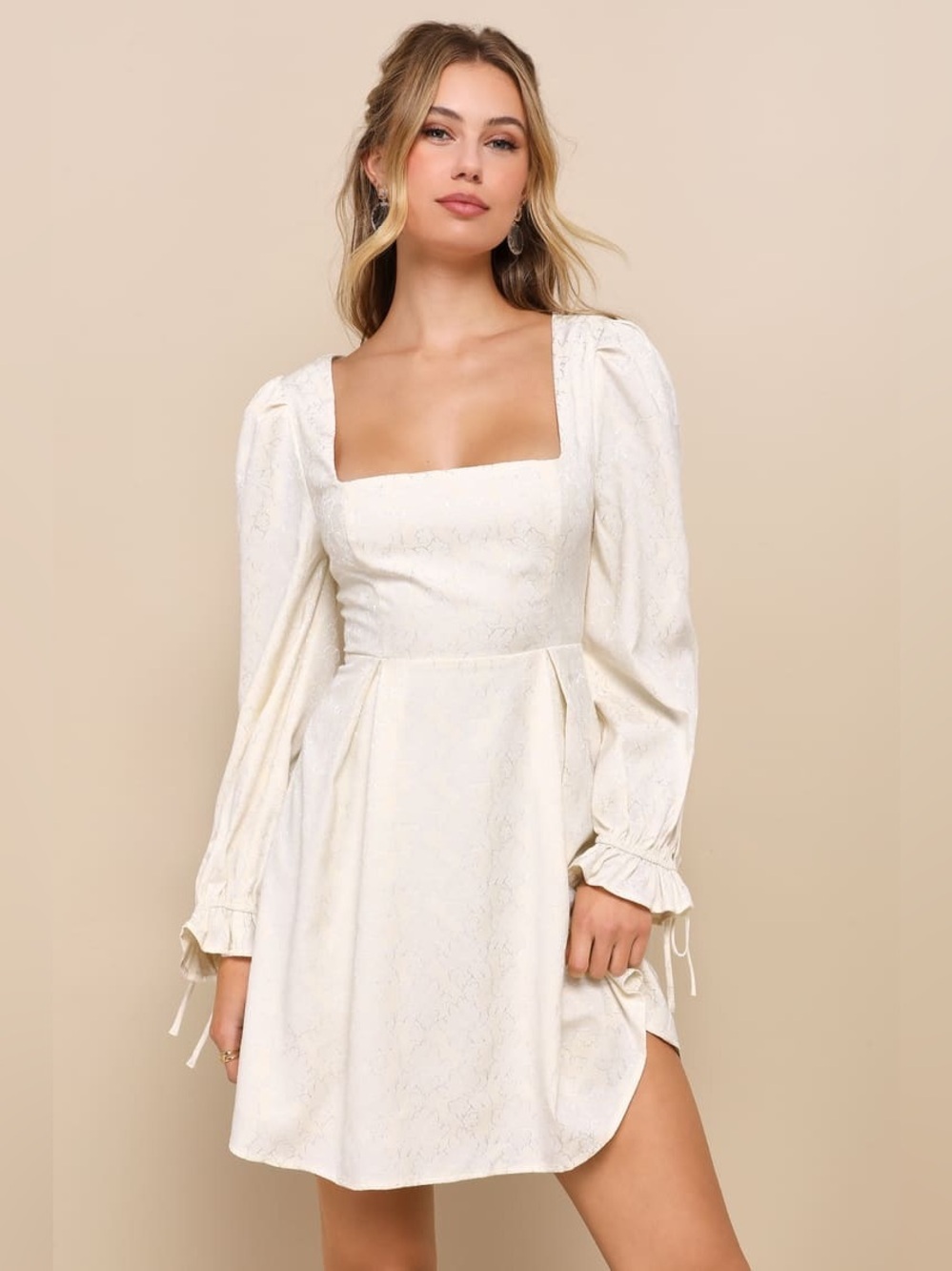 Lulus Elegant Adoration Cream Floral Jacquard Long Sleeve Mini Dress – Small NWT
